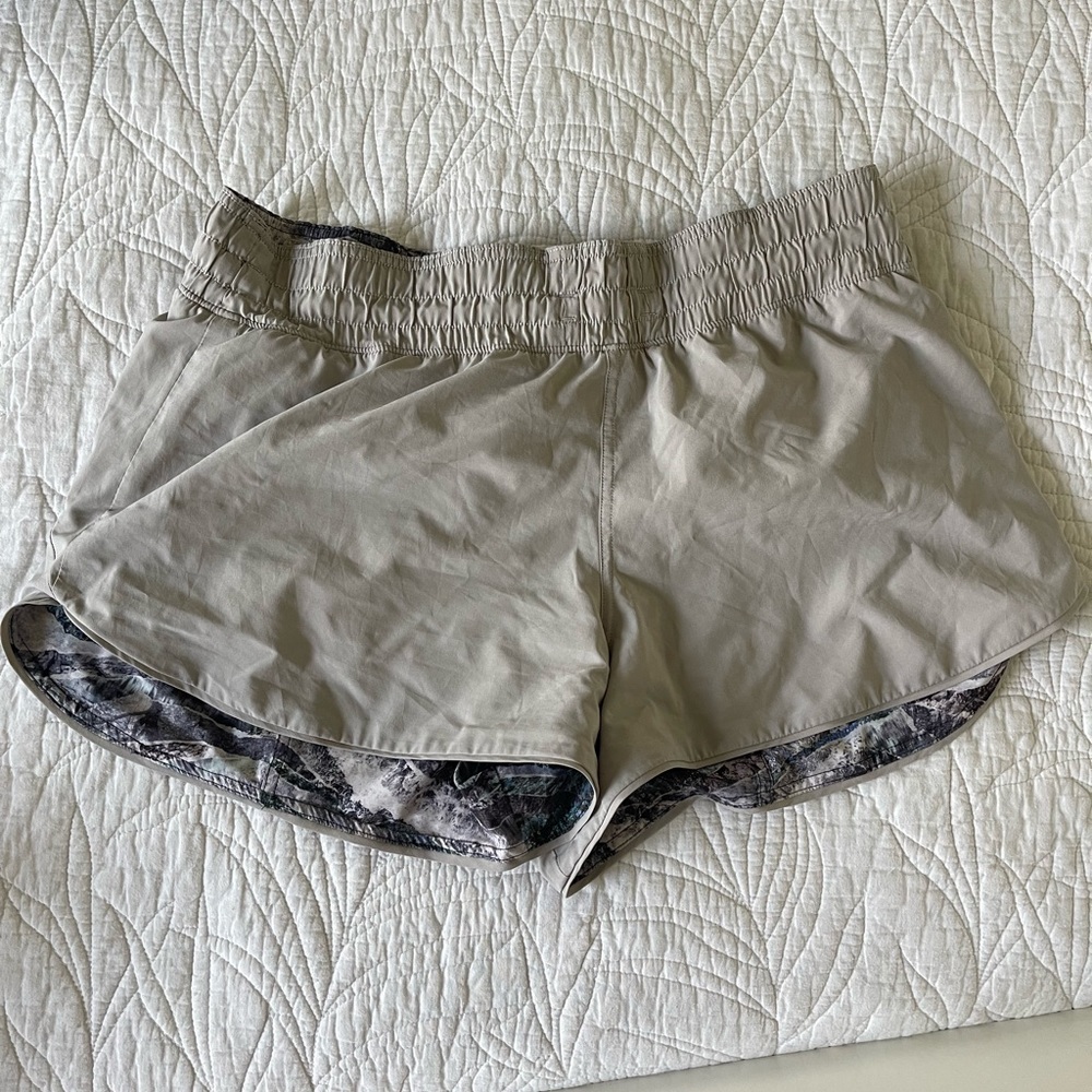Lululemon reversible shorts 12